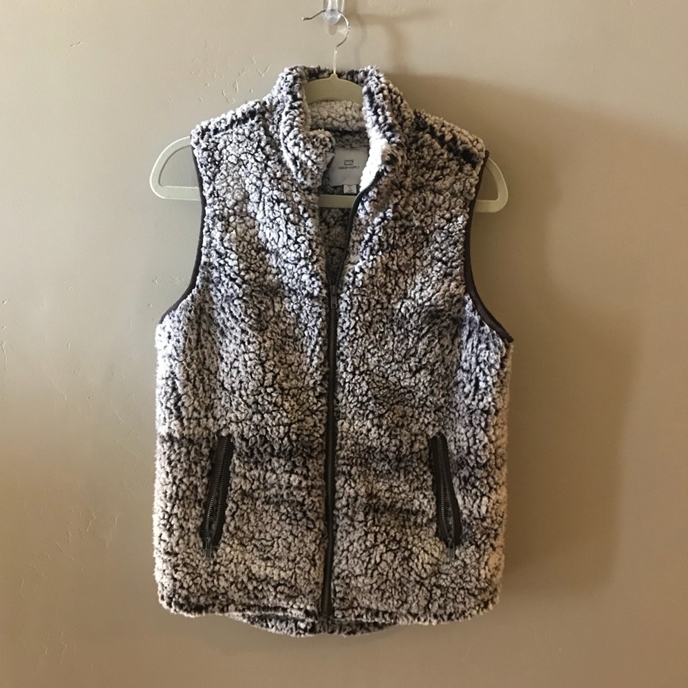 Thread & Supply Sherpa vest